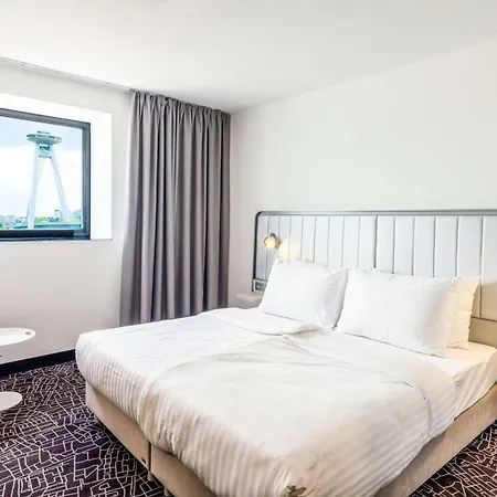 Park By Radisson Danube Hotel Bratislava