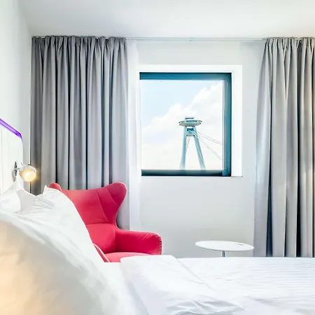 Park By Radisson Danube Отель 4*