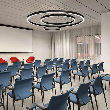 Park By Radisson Danube Hotel 4*