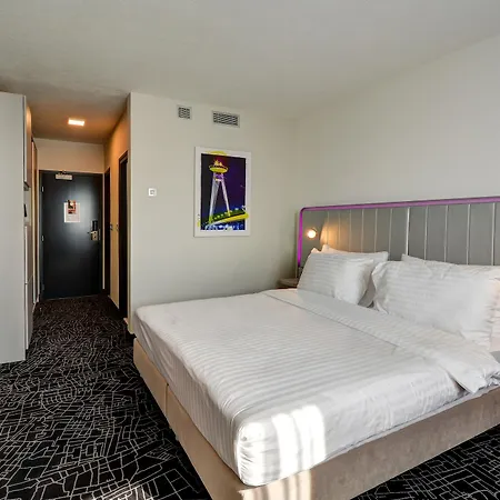 Hotel Park By Radisson Danube