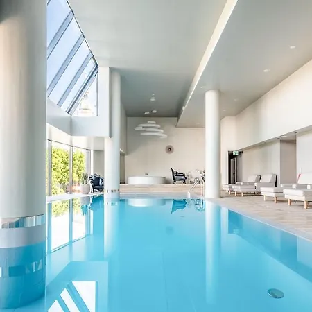 Park By Radisson Danube 4*
