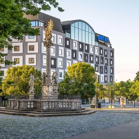 Отель Park By Radisson Danube