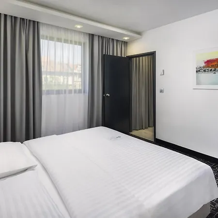 Park By Radisson Danube 4* Bratislava