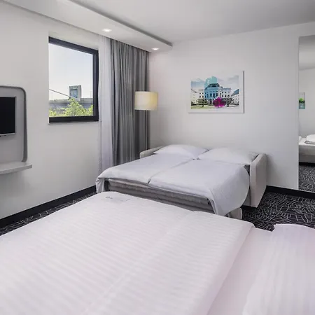 Hotel Park By Radisson Danube 4*