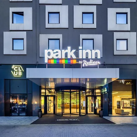 Park By Radisson Danube Hotel 4*
