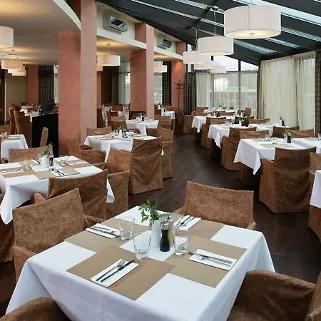 Hotel Park By Radisson Danube Bratislava