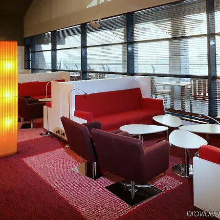 Park By Radisson Danube Hotel 4*