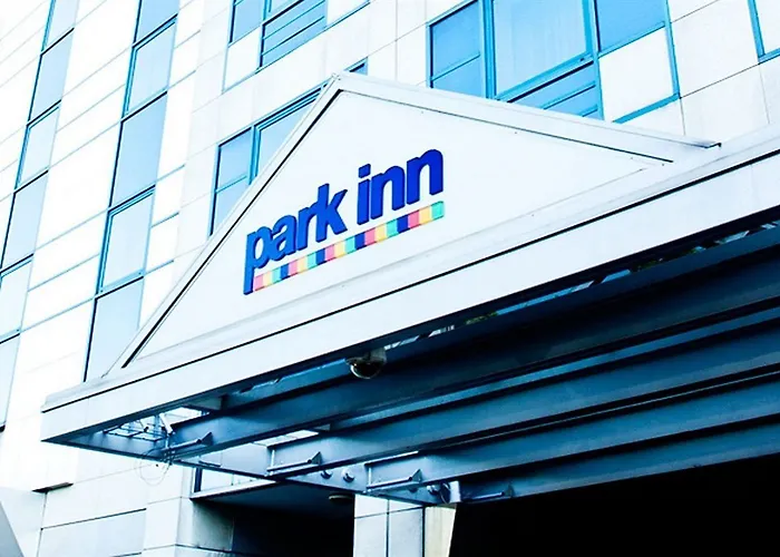 Hotel Park By Radisson Danube 4*