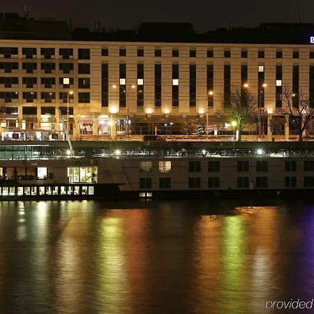 ホテル Park By Radisson Danube ブラチスラヴァ