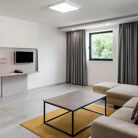 Park By Radisson Danube 4* Bratislava